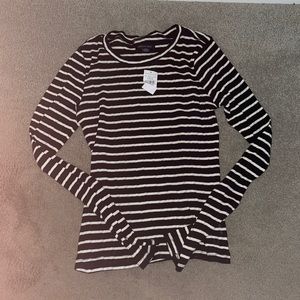 American Eagle black and white striped long sleeve